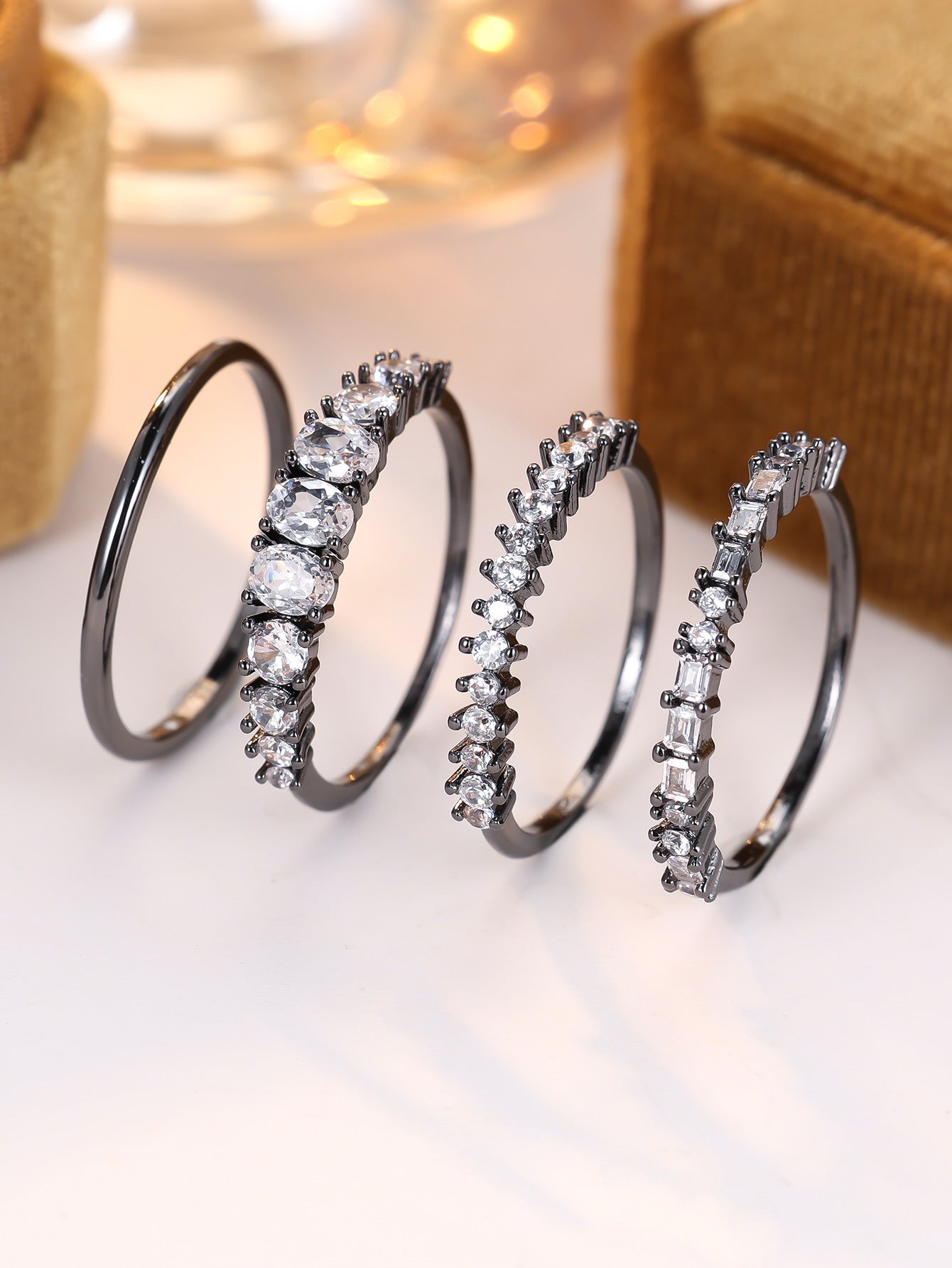 Round Color Zirconium Four-piece Ring